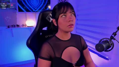 Snapshot of julietariverss chatting on 09.12.25 Julieta online show from 09.12.25