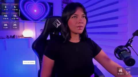 Snapshot of julietariverss chatting on 09.17.25 Julieta online show from 09.17.25