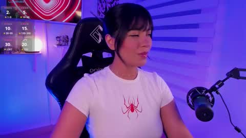 Snapshot of julietariverss chatting on 09.18.25 Julieta online show from 09.18.25