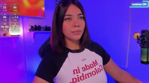 Snapshot of julietariverss chatting on 03.10.26 Julieta online show from 03.10.26