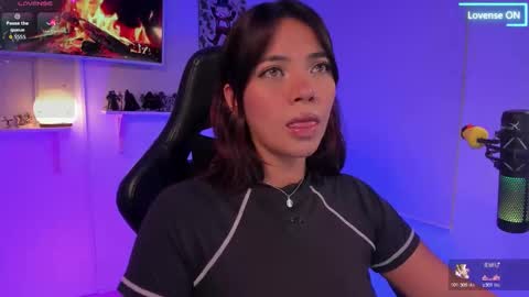 Snapshot of julietariverss chatting on 03.24.26 Julieta online show from 03.24.26