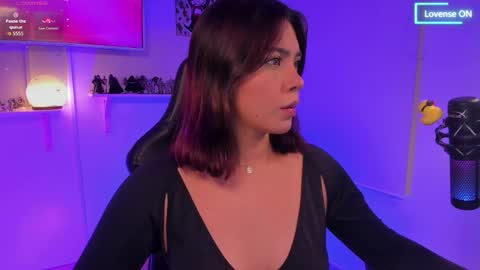 Snapshot of julietariverss chatting on 03.25.26 Julieta online show from 03.25.26