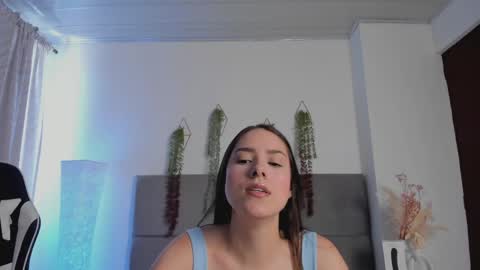 Julieta Snow online show from 04.26.26