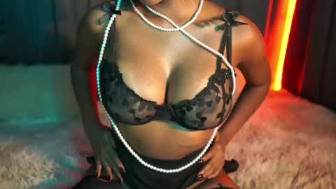 Snapshot of julietawinona chatting on 02.28.26 julietawinona online show from 02.28.26