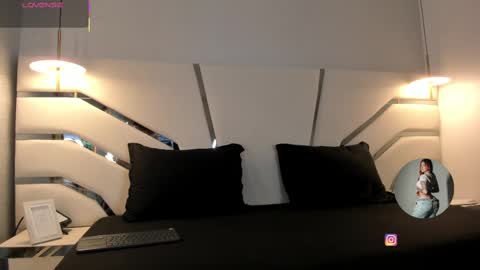 Snapshot of julieth_rojas chatting on 09.30.25 julieth_rojas online show from 09.30.25