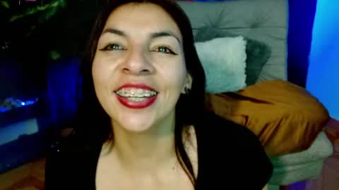 Snapshot of julieth_sex1 chatting on 07.02.26 online show from 07.02.26