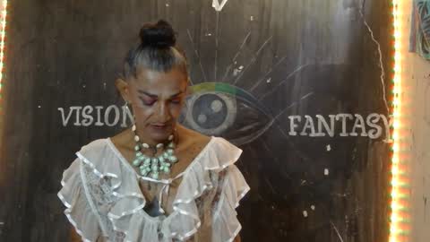 Julieth Wolf online show from 01.29.25