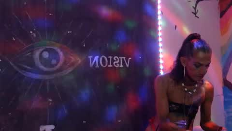 Julieth Wolf online show from 02.02.25