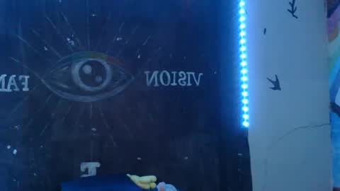 Julieth Wolf online show from 02.05.25