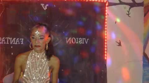 Julieth Wolf online show from 02.08.25