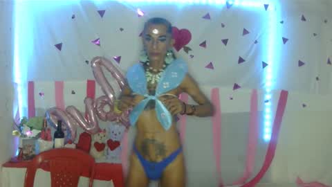 Julieth Wolf online show from 02.14.25