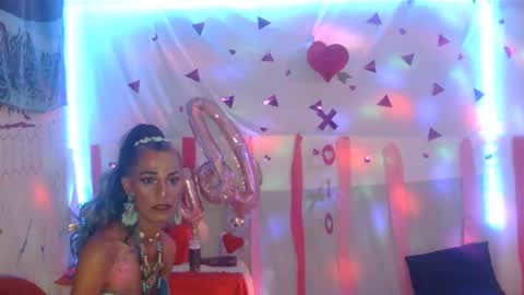 Julieth Wolf online show from 02.15.25