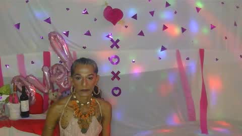 Julieth Wolf online show from 02.17.25