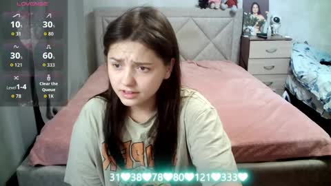 Snapshot of julietkalen chatting on 05.25.26 Julietkitty online show from 05.25.26