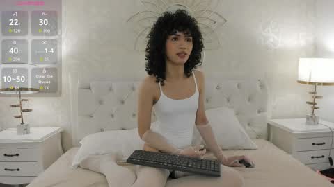 Snapshot of julietta___ chatting on 05.12.26 julietta online show from 05.12.26