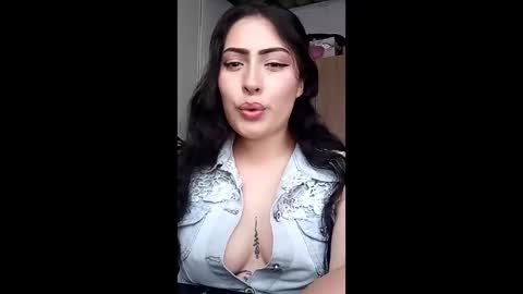 Snapshot of julietta_p chatting on 03.19.26 julietta_p online show from 03.19.26