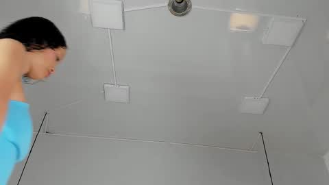 Hi guys It is a pleasure to have you here I am Julieta  online show from 01.18.26