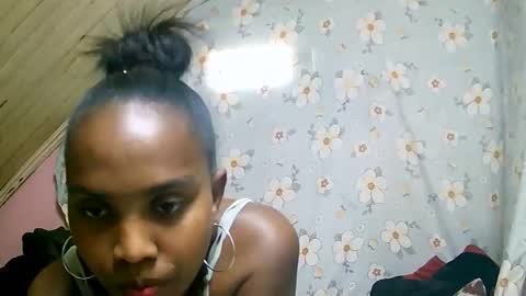 Snapshot of juliette9794 chatting on 09.10.25 juliette9794 online show from 09.10.25