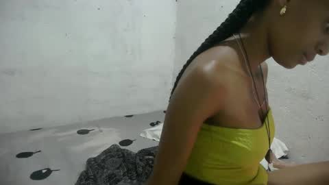 juliexexy online show from 10.02.25