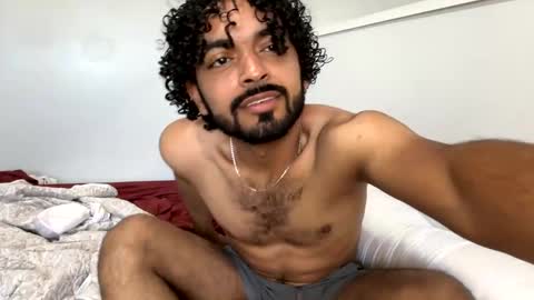 Snapshot of julimo16 chatting on 09.18.25 julimo16 online show from 09.18.25