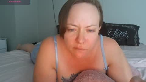 Juli Monroe online show from 06.11.26