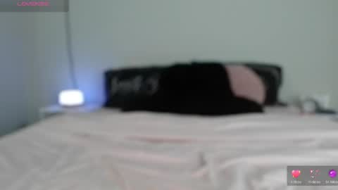 Juli Monroe online show from 07.05.26