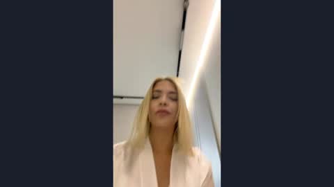 Bella online show from 05.18.26