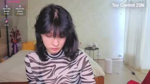 Snapshot of julissweet chatting on 06.15.26 Asmodeus online show from 06.15.26