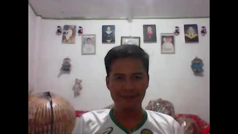 Snapshot of julius0721182 chatting on 02.14.26 Julius online show from 02.14.26