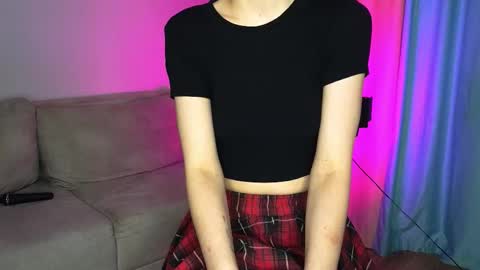 Snapshot of jullbollar chatting on 11.07.25 NaOmi online show from 11.07.25