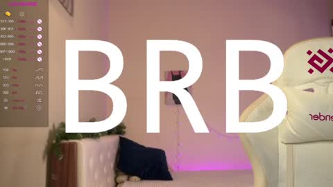 Snapshot of julliette_softs chatting on 01.11.25 Julia online show from 01.11.25