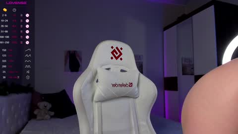 Snapshot of julliette_softs chatting on 01.24.25 Julia online show from 01.24.25