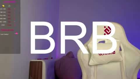 Snapshot of julliette_softs chatting on 02.16.25 Julia online show from 02.16.25