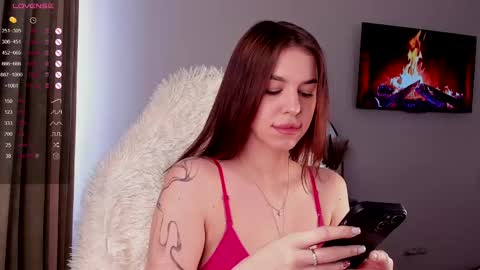 Snapshot of julliette_softs chatting on 02.25.25 Julia online show from 02.25.25