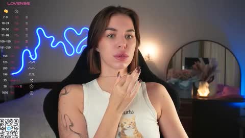 Snapshot of julliette_softs chatting on 09.30.25 Julia online show from 09.30.25