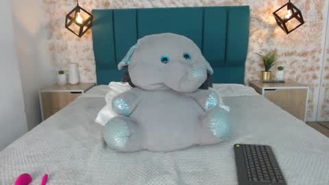 Snapshot of july_gh chatting on 01.11.25 Julietha online show from 01.11.25