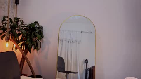 july_quinzel online show from 03.20.26