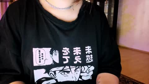 Snapshot of july_slowdive chatting on 01.14.25 Julie online show from 01.14.25