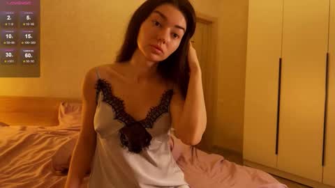 Snapshot of julya_flowerss chatting on 01.17.26 Hloya online show from 01.17.26