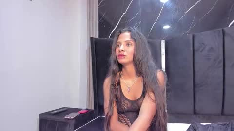 juna_hyl online show from 02.27.26