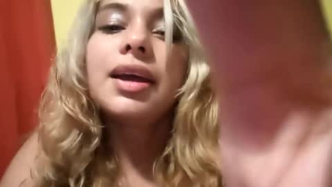 junehime_ online show from 12.22.24