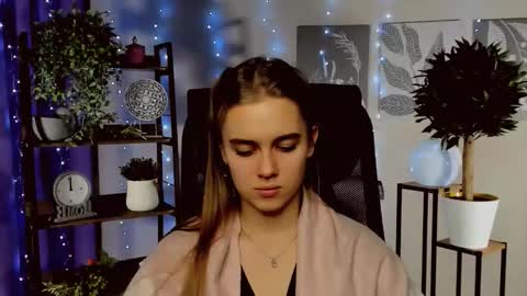 junewoods online show from 12.19.25