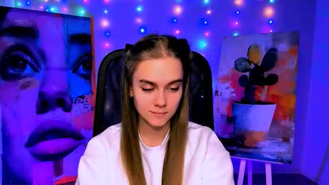 Snapshot of junewoods chatting on 02.09.26 junewoods online show from 02.09.26