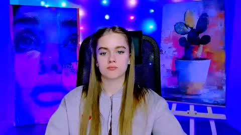 Snapshot of junewoods chatting on 03.05.26 junewoods online show from 03.05.26