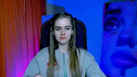 Snapshot of junewoods chatting on 03.18.26 junewoods online show from 03.18.26