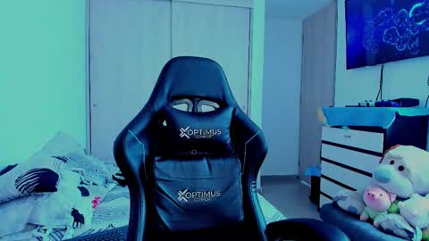 Snapshot of juniior0_0 chatting on 01.31.26 Junior online show from 01.31.26