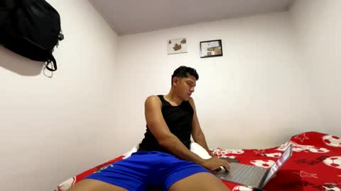 Snapshot of junior_osorio_2 chatting on 02.19.26 junior_osorio_2 online show from 02.19.26