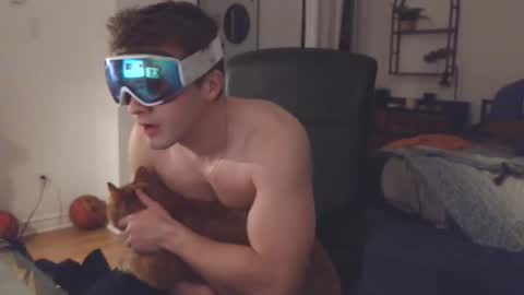 Snapshot of juniormadison69 chatting on 02.19.25 Junior Madison online show from 02.19.25