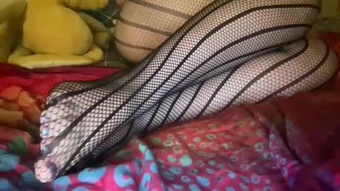 Juniper Darling  online show from 04.15.26