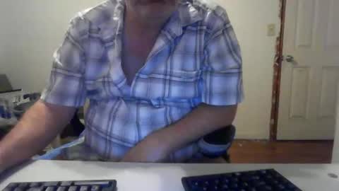 Snapshot of junkhp1 chatting on 06.08.26 junkhp1 online show from 06.08.26
